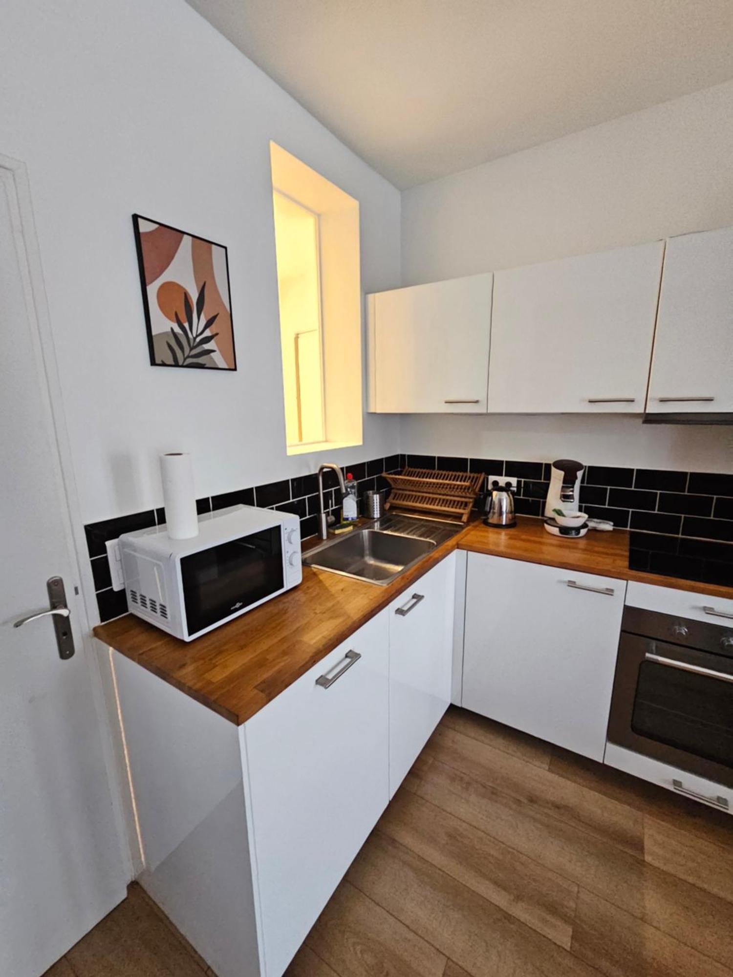 *Appartement Moderne/2 Minutes Du Metro* Saint-Ouen  Zewnętrze zdjęcie