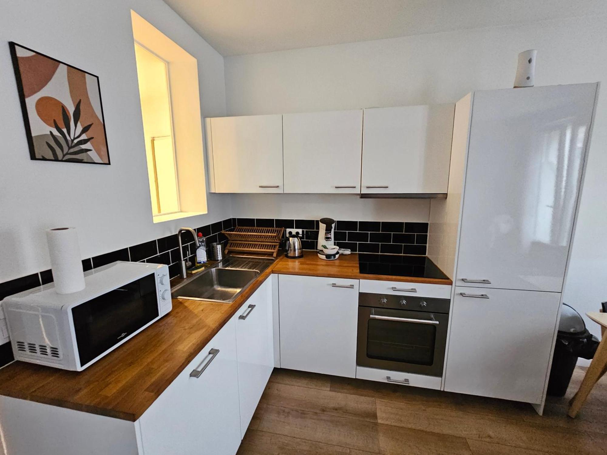 *Appartement Moderne/2 Minutes Du Metro* Saint-Ouen  Zewnętrze zdjęcie
