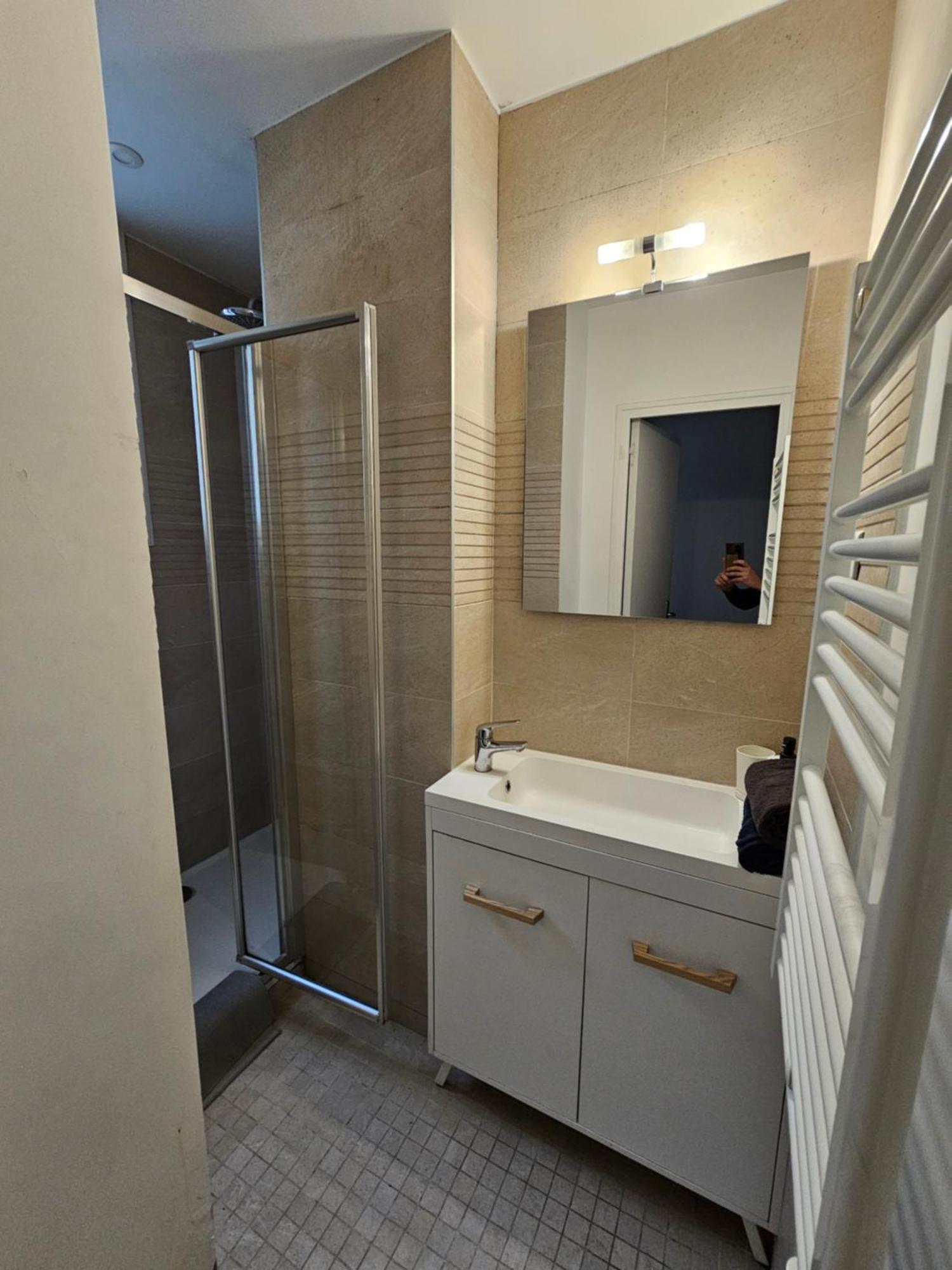 *Appartement Moderne/2 Minutes Du Metro* Saint-Ouen  Zewnętrze zdjęcie