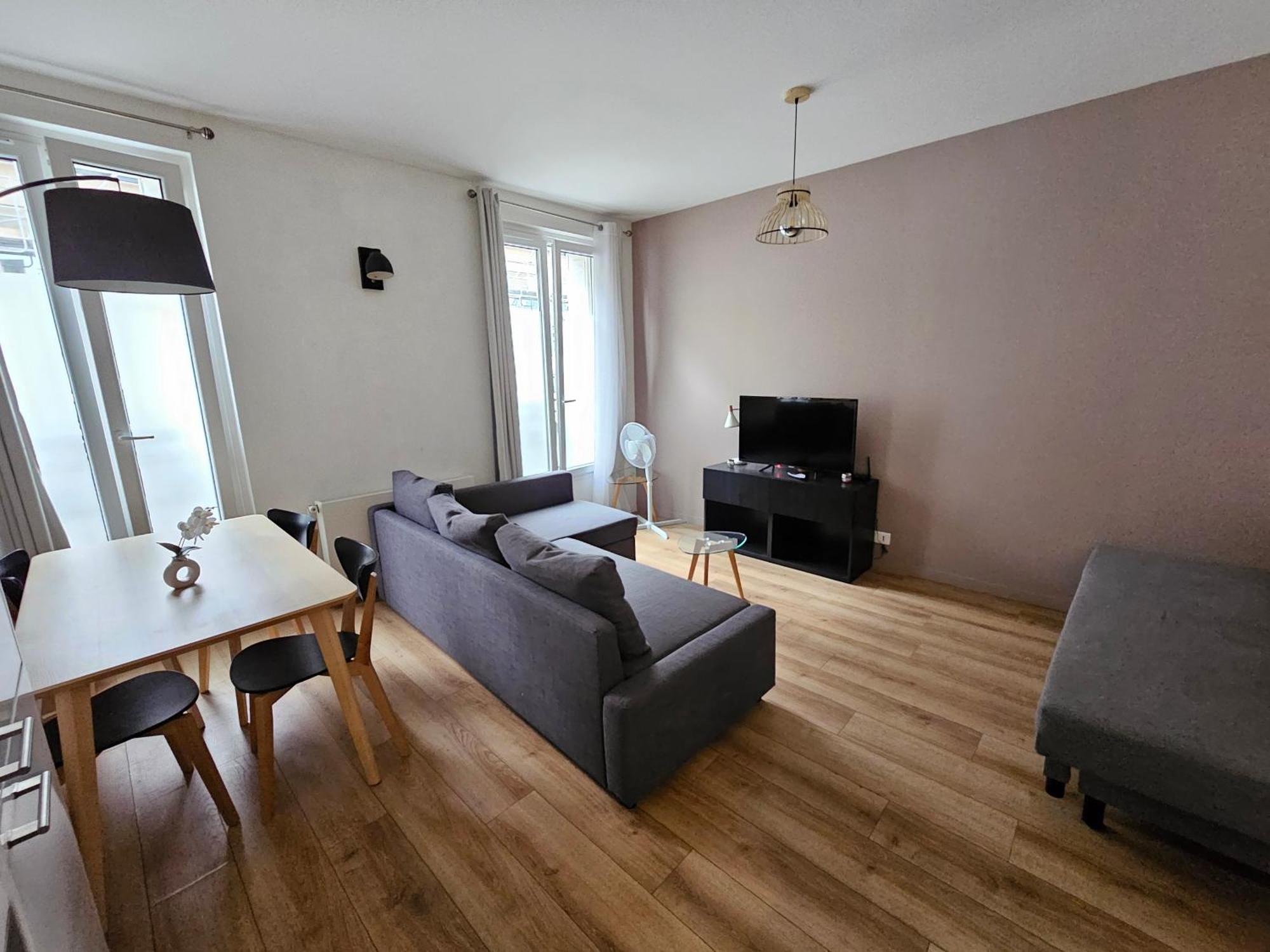 *Appartement Moderne/2 Minutes Du Metro* Saint-Ouen  Zewnętrze zdjęcie